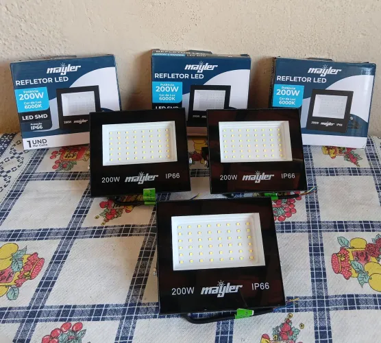 Refletor 200W