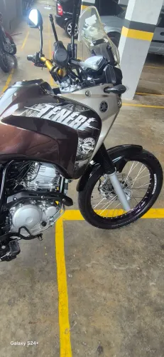 Tenere 250 super conservada.