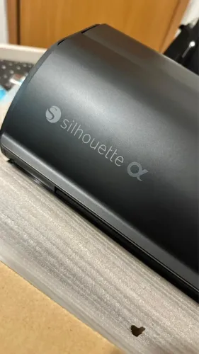 SILHOUETTE CAMEO 5 