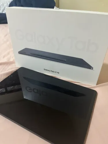 Tablet Samsung Galaxy Tab S7 FE 128GB 12.4? Muito Conservado