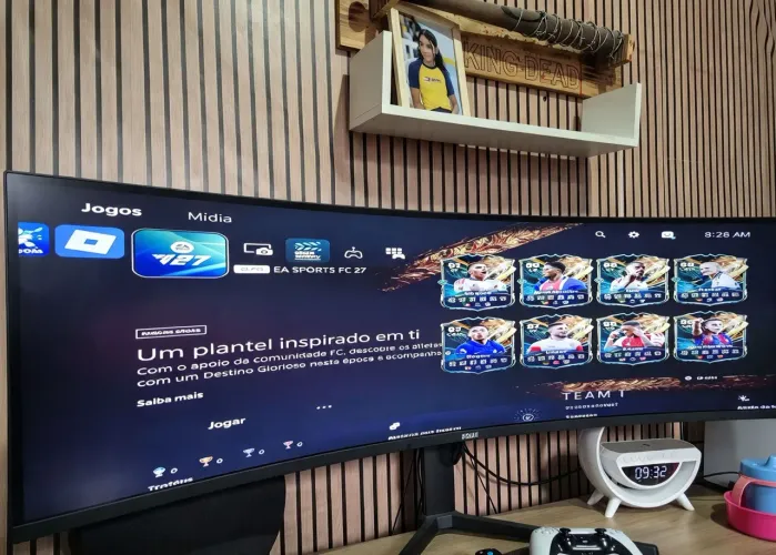 Monitor 49' curvo 5K Cepheus s49