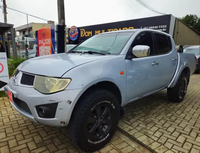 Mitsubishi L200 Triton HPE 3.2 CD TB Int.diesel AUT 2011