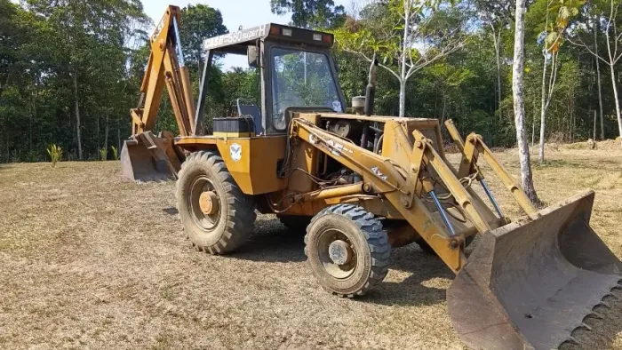 Retroecavadeira Case 580 Super H