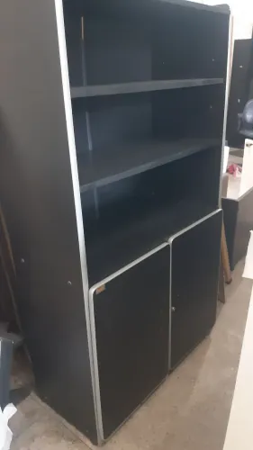 Armarinho Estante/ MDF duas Portas 