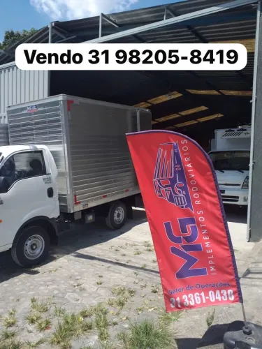 Vendo baú carga seca HR e Bongo
