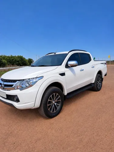 Mitsubishi L200 Triton Sport HPE-S 2.4 CD Dies. AUT 2020