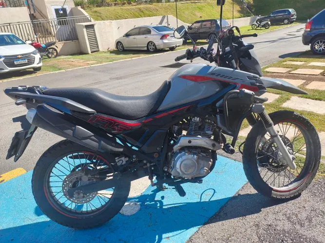 Vendo Shi 175 EFI 24/25