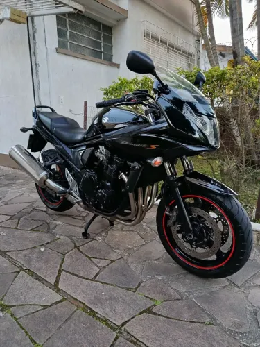 SUZUKI BANDIT 650 S