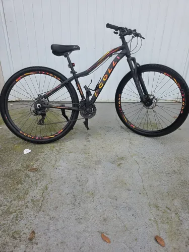 Bicicleta aro 29 shimano
