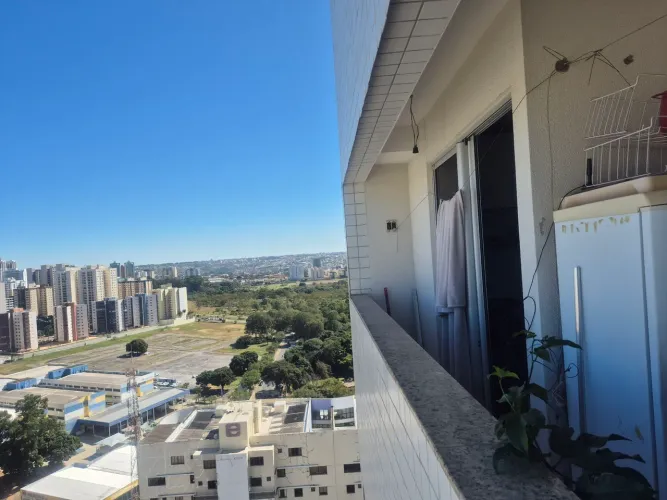 1 quarto com varanda 24° andar vista livre