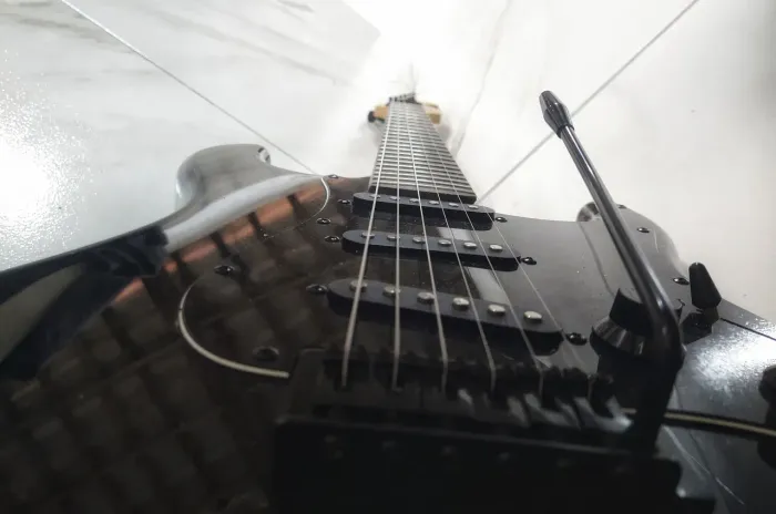 Guitarra Tagima Memphis primeira linha feita em São Paulo Tagima Somente Venda!