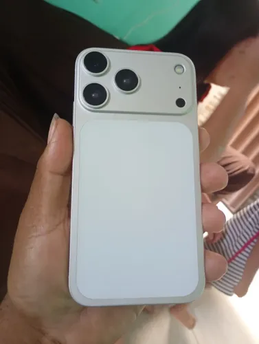 iPhone 11 carcaça do 17