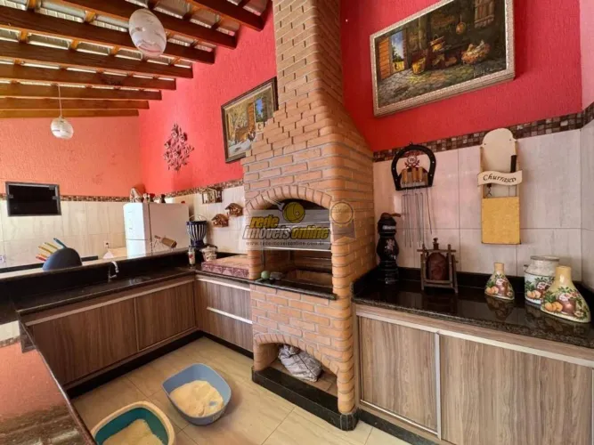 Casa com 4 dormitórios à venda, 207 m² por R$ 950.000,00 - Santa Maria - Uberaba/MG