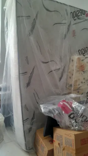 Vendo um colchão de casal
