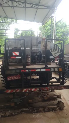 Caminhão Espargidor