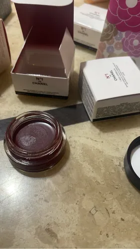 Chanel balm berry boost