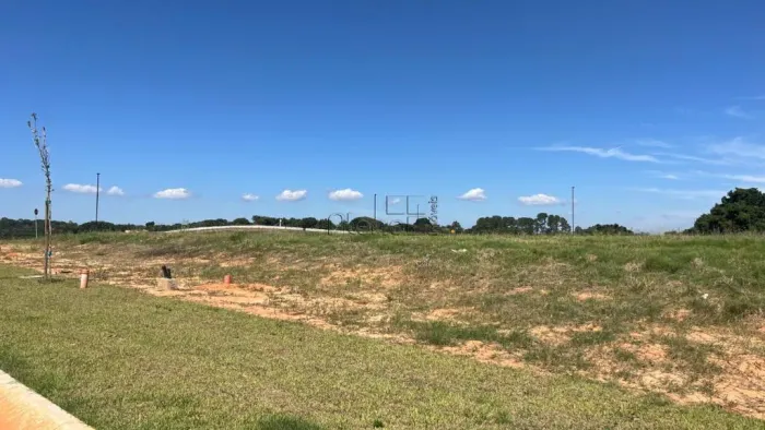 Terreno à venda no Condomínio Quinta do Lago, em Indaiatuba