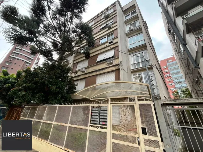 Apartamento de 3 quartos, suíte em prédio com elevador no bairro Bom Fim em POA