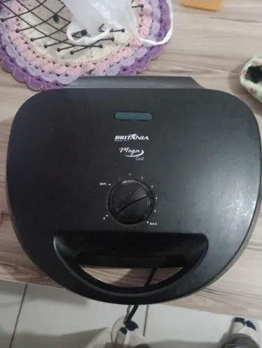 Vendo torradeira Britânia