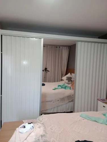 Lindo roupeiro mdf