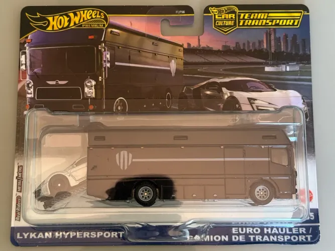 Hot Wheels Team Transport Lykan Hypersport