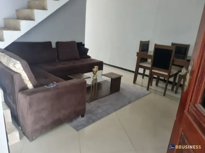 Casa à Venda no Parque Julião Nogueira com 1 quarto  Terreno 6x21m com Potencial para Cons