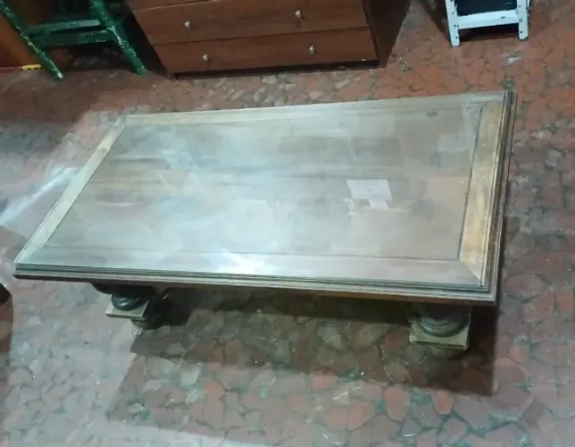 Mesa de Centro Velha Bahia em madeira com vidro - Antiguidade