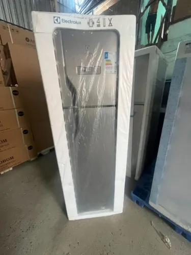 Geladeira Electrolux Frost Free 371 lt inox