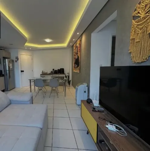 Troca-se apartamento por galpão 