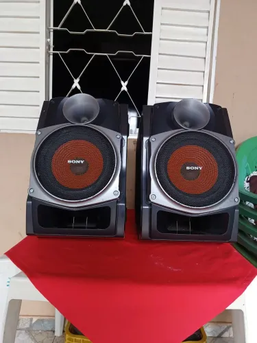 Caixas sony modelo zux9 duas unidades. Promoção mas leia toda a descrição a baixo 