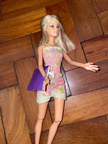 Barbie molde 2010 