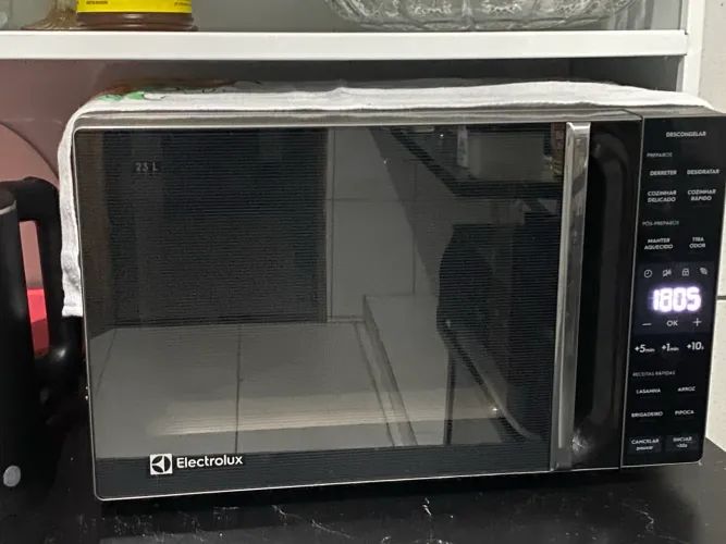 Microondas 23 litros Eletrolux 