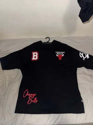 Camiseta Oversized Chicago Bulls nunca usada