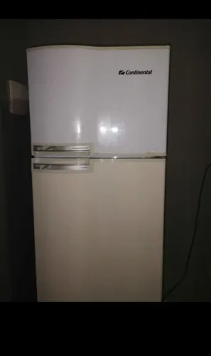 Geladeira continental 