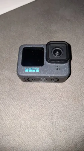 "GoPro Hero 12 Black - Estado de Nova (Na Caixa, Sem Riscos)"
