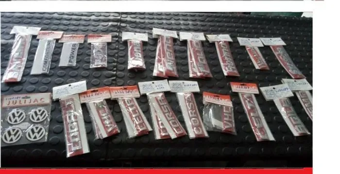 Letras de nomes carro e Emblemas Fiat Vw Gm sdf aoyjk wtyfj