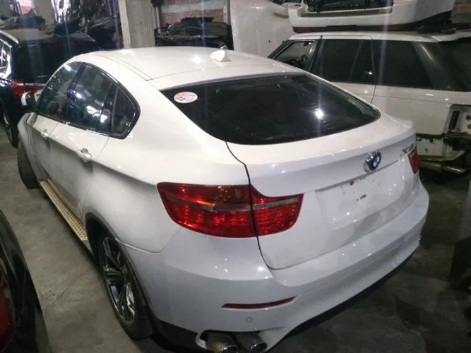 Sucata BMW X6 XDRIVE 50i V8 2010 para retirada de peças 