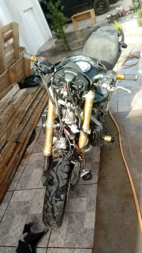 Sucata de moto para retirada de peças Honda CB 600f Hornet 2008