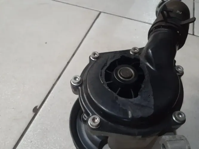bomba d agua fiat toro 1.8 flex etorq