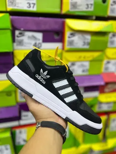 Tênis Adidas Low