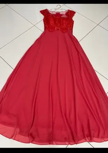 Vendo Vestido longo de fésta tam:P