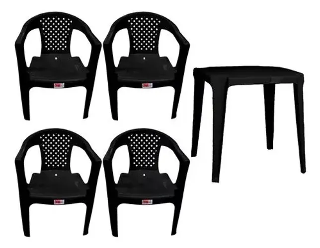 Conjunto 4 Poltronas E Mesa Reforçada Para Restaurante