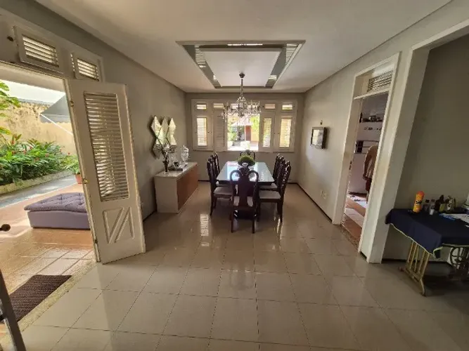 Vendo linda Casa Duplex para Venda no bairro Alterosa | 600m²