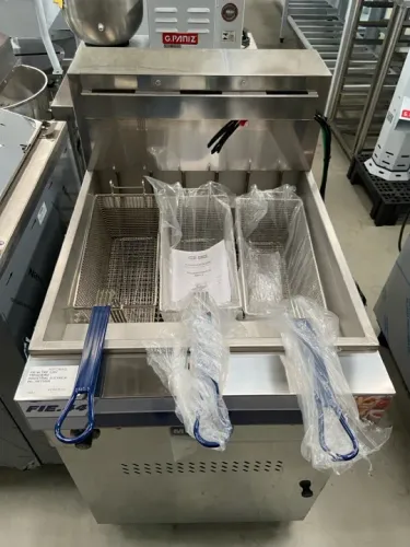 FIE-44 FRITADEIRA INDUSTRIAL ELÉTRICA 44L - METVISA