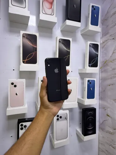 IPHONE XR 64 GB 