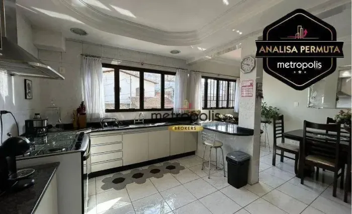 Sobrado à venda, 212 m² por R$ 1.050.000,00 - Vila Humaitá - Santo André/SP