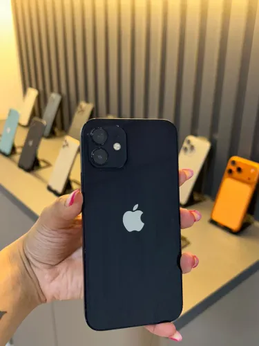 iPhone 12 128 gigas com detalhes