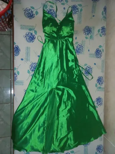 Vendo vestido verde tamanho P