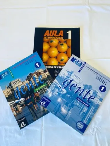 CURSO DE ESPANHOL - LIVROS COM GRAMÁTICA , EXERCÍCIOS E AUDIO CD