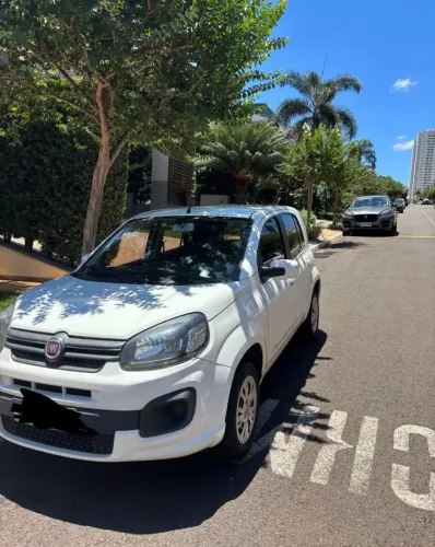 Fiat uno locação 